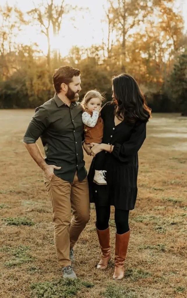 Outfits for Fall Family Photos