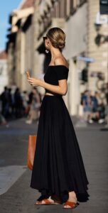 Read more about the article <strong>How to Style a Black Skirt</strong>