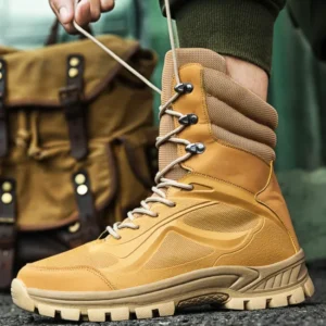 Read more about the article <strong>Combat Boots for Outdoor Activities</strong>